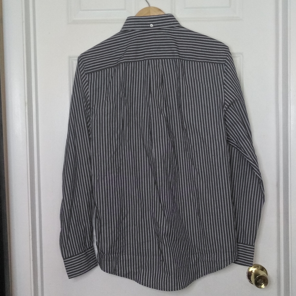 New Tommy Hilfiger Classic Fit Striped Shirt Size M - Picture 3 of 10
